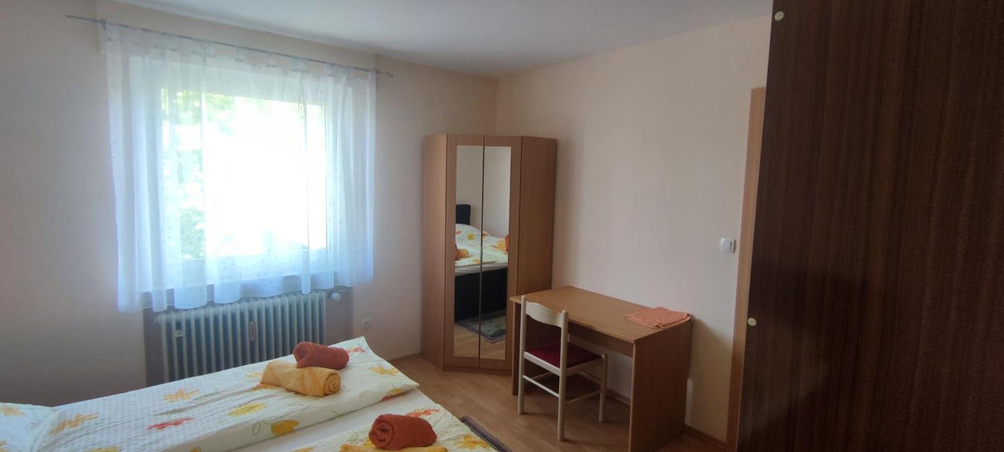 Alb Rooms, Zimmer Auf Der Schwaebischen Alb Oberlenningen エクステリア 写真